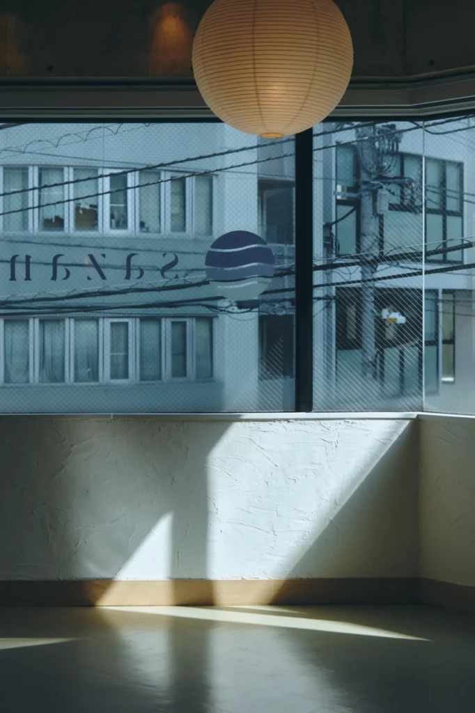 sazanamiの店舗内装画像